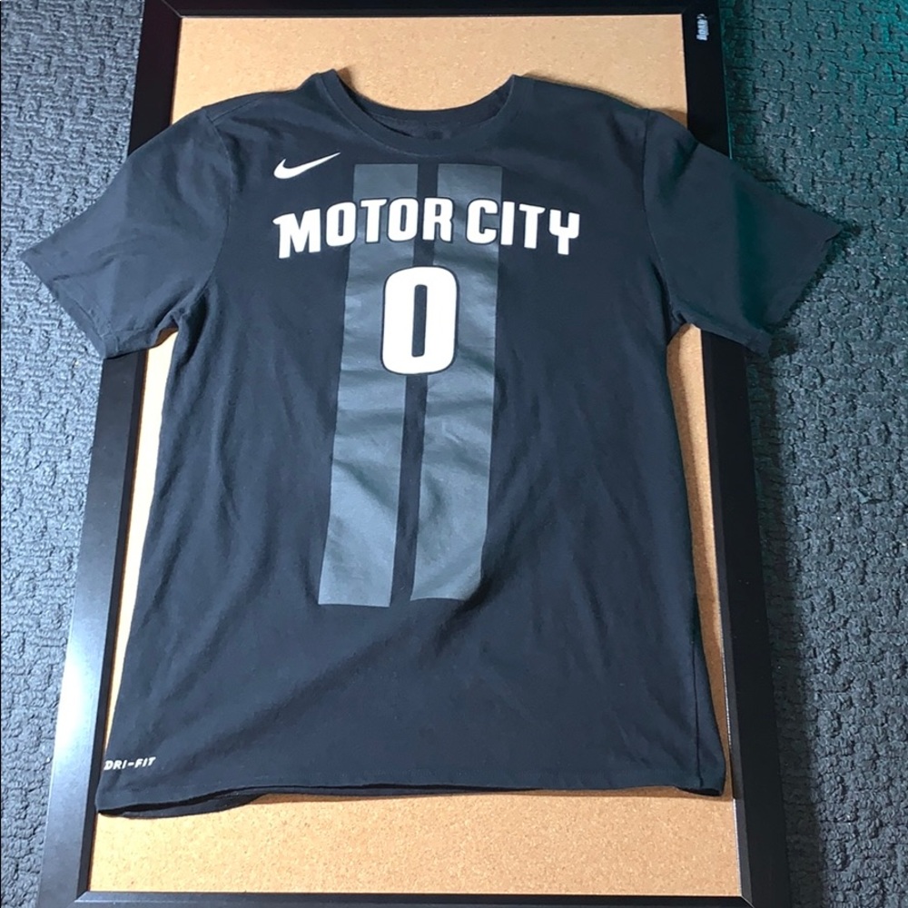 Motor city Detroit pistons tee